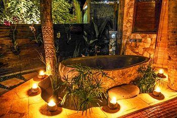 Kupu Kupu Private Villa